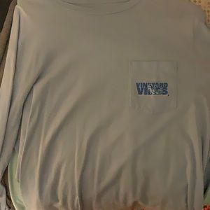 Vineyard Vines ski themed long sleeve